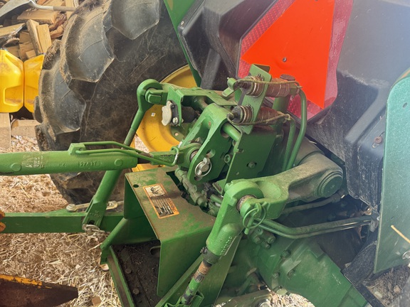 Photo of 2017 John Deere 5055E