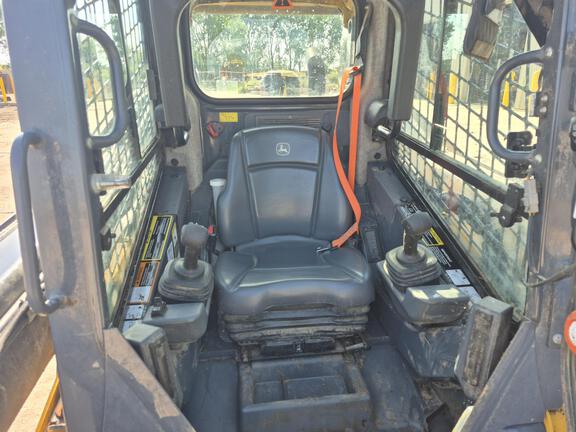 2024 John Deere 320G
