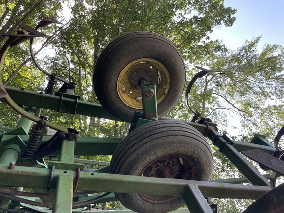 Photo of 1998 John Deere 980