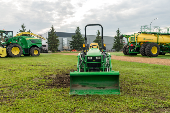 Used 2021 John Deere 2025R Compact Utility Tractors at Horizon Ag & Turf in Westlock, AB - Photo3