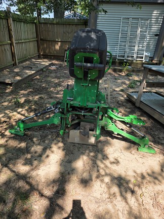 Photo of 2021 John Deere 1025R
