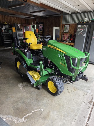 Photo of 2021 John Deere 1025R
