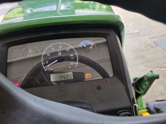 Photo of 2021 John Deere 1025R