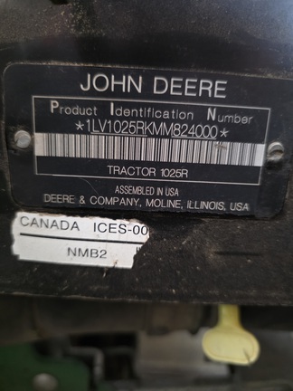 Photo of 2021 John Deere 1025R
