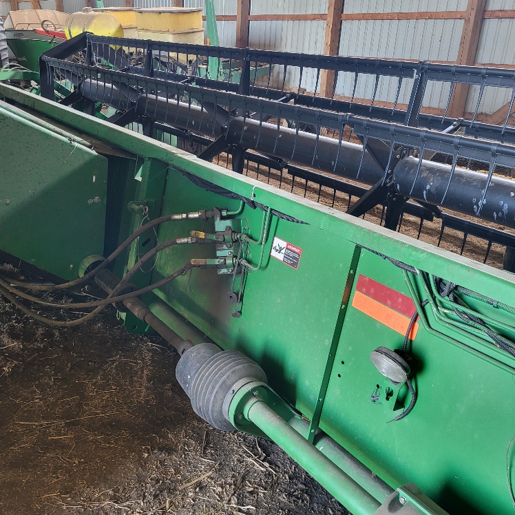 2001 John Deere 920 Combine Platforms