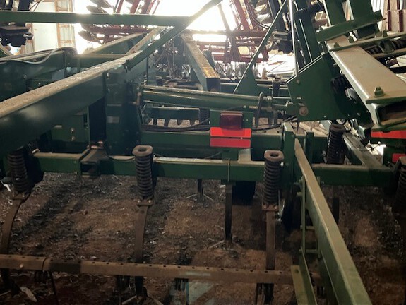 2006 John-Deere 726