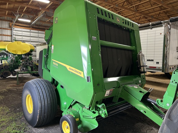 2025 John Deere 561M (3rd thumbnail)
