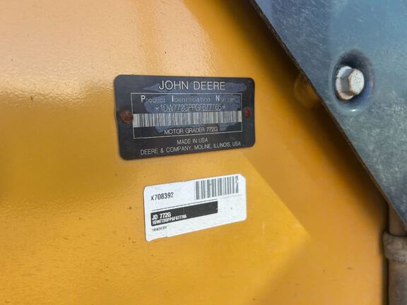 2017 John Deere 772G