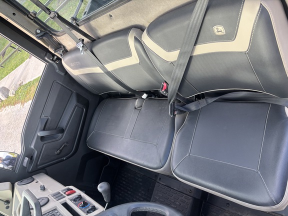 2025 John-Deere XUV 845R Premium Cab