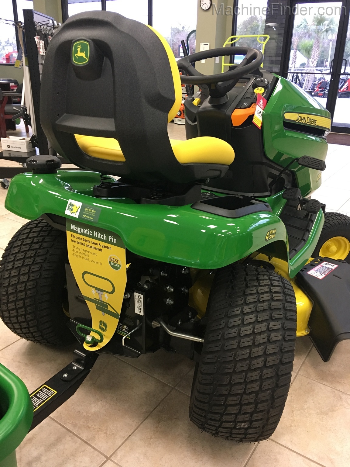2020 John Deere X354 Image 4