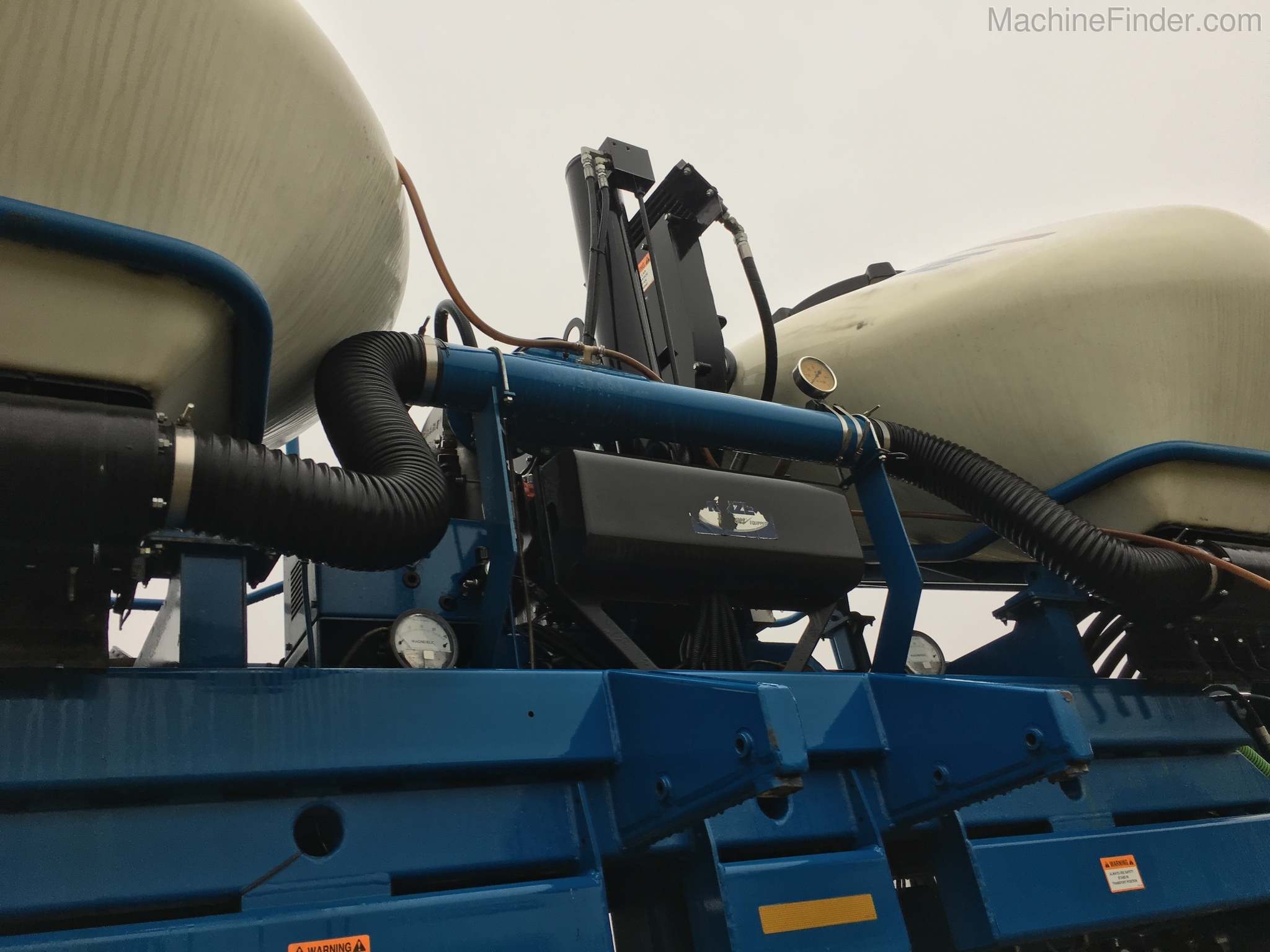 2009 Kinze 3660 Image 11