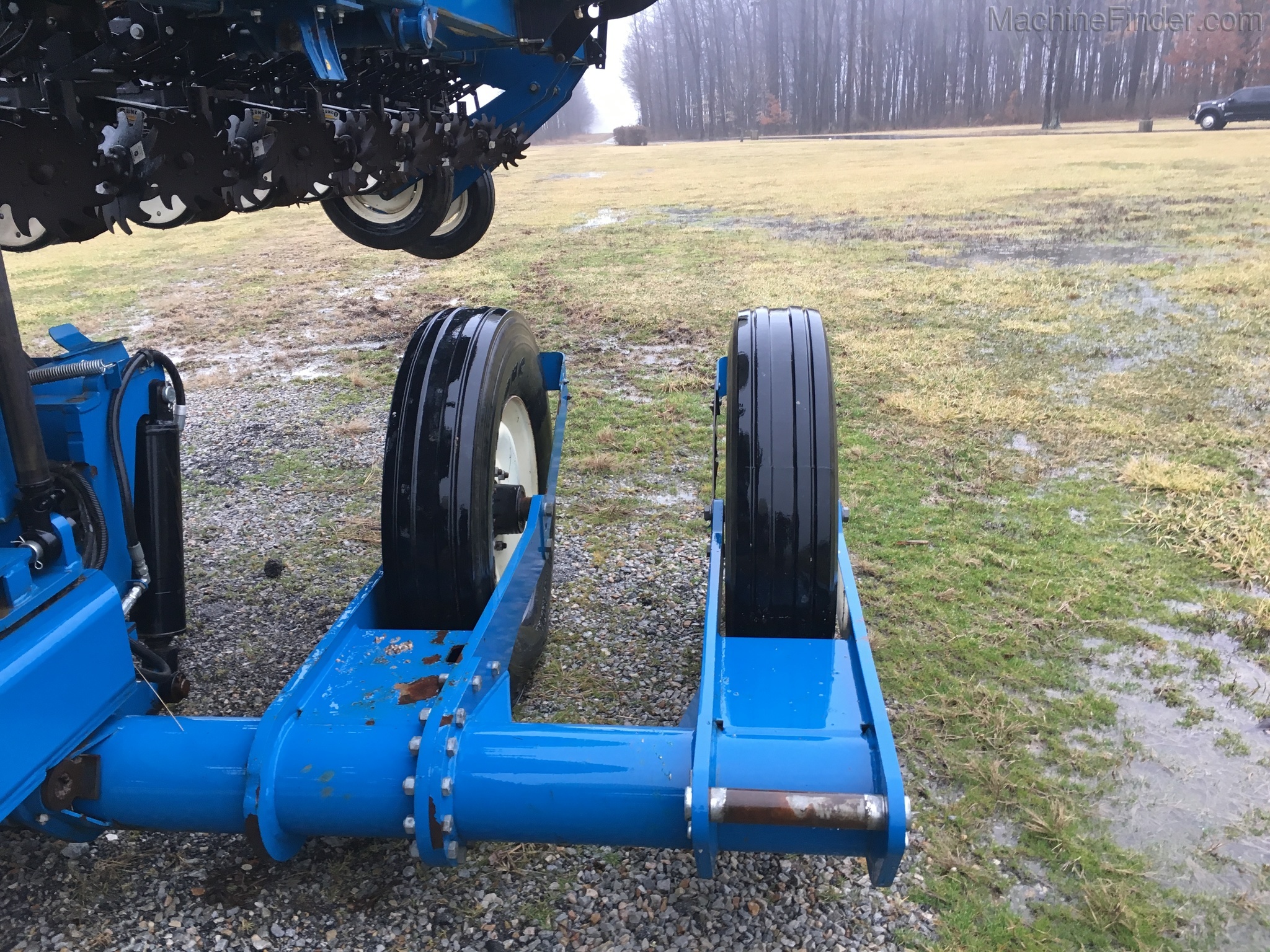 2009 Kinze 3660 Image 12