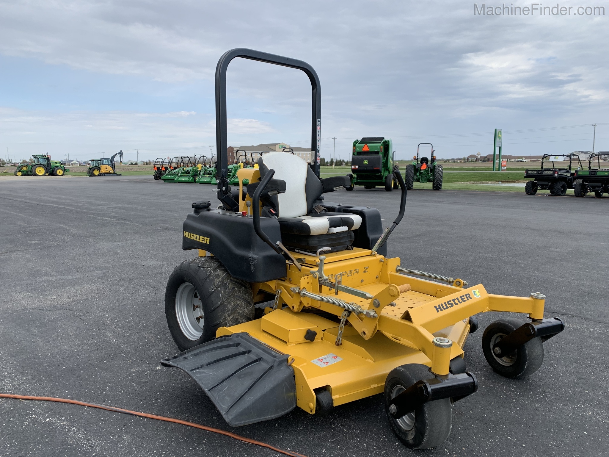 2017 Hustler SUPER Z Image 1