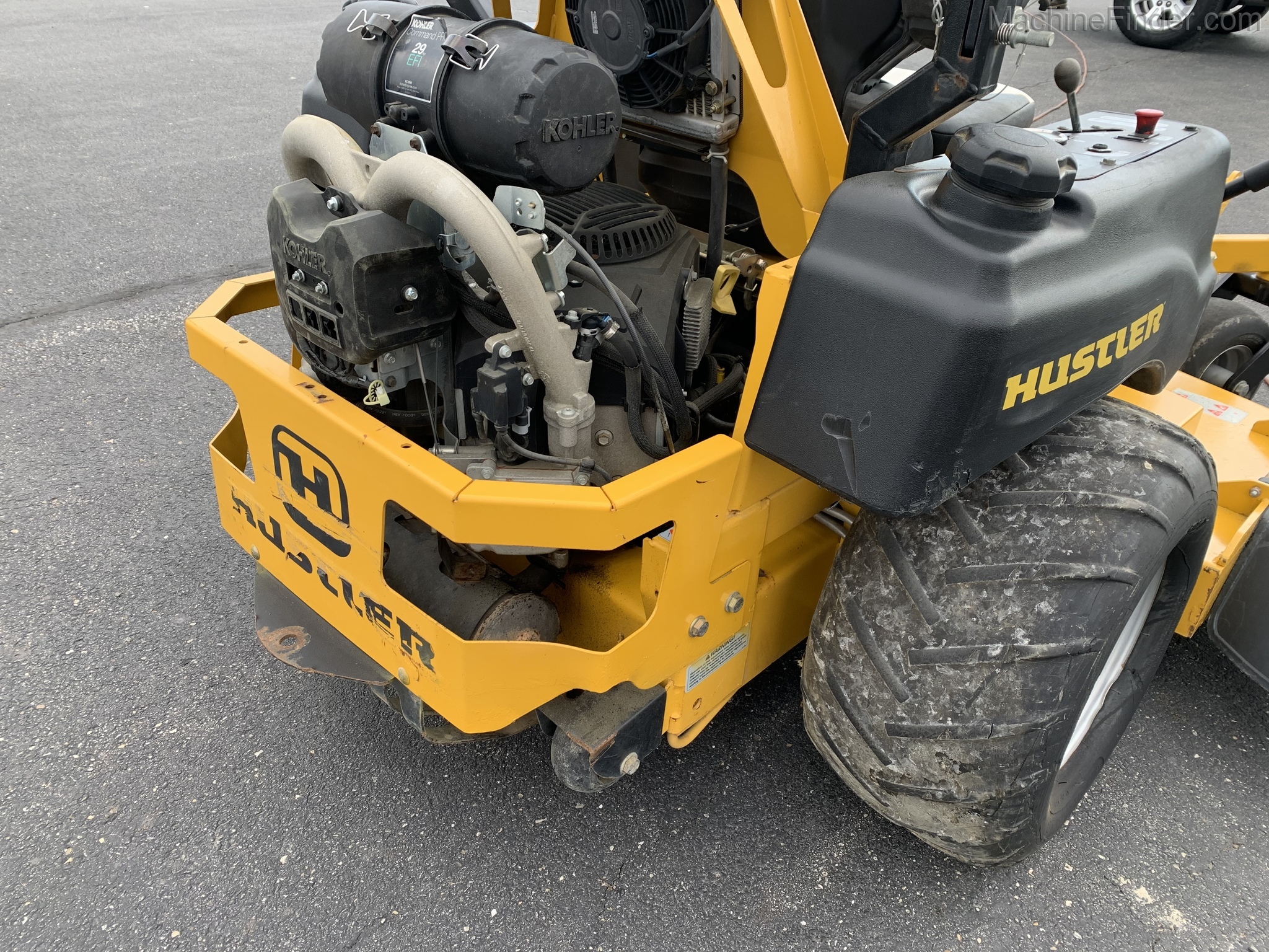 2017 Hustler SUPER Z Image 8