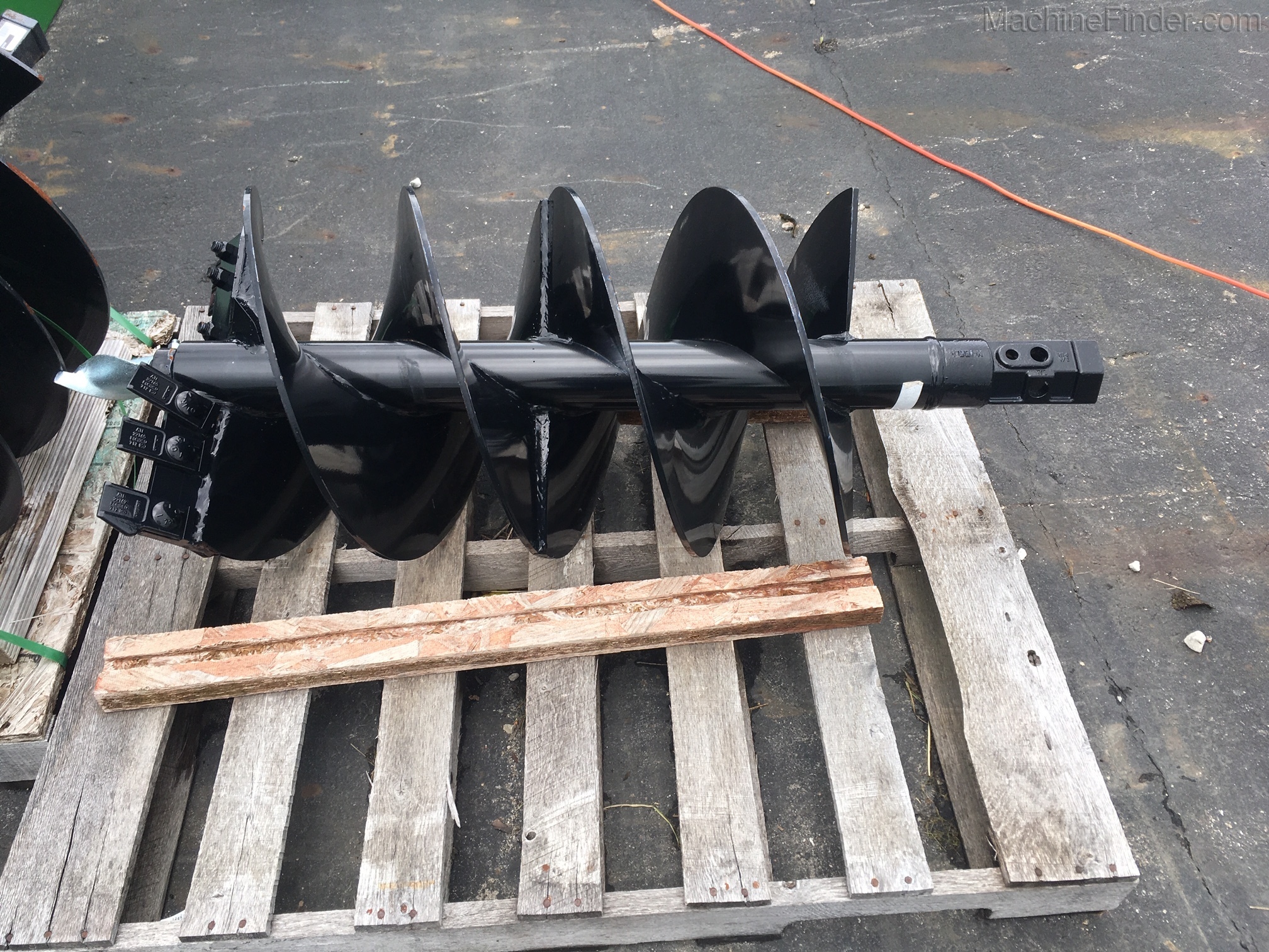 John Deere KU15768 Image 1