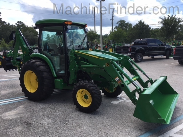 2020 John Deere 4066R Cab Tractor-Loader-Backhoe Image 2
