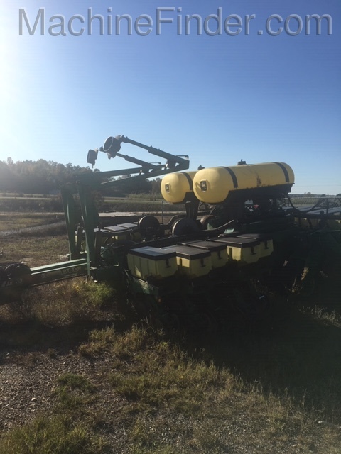 1998 John Deere 1780 Image 4