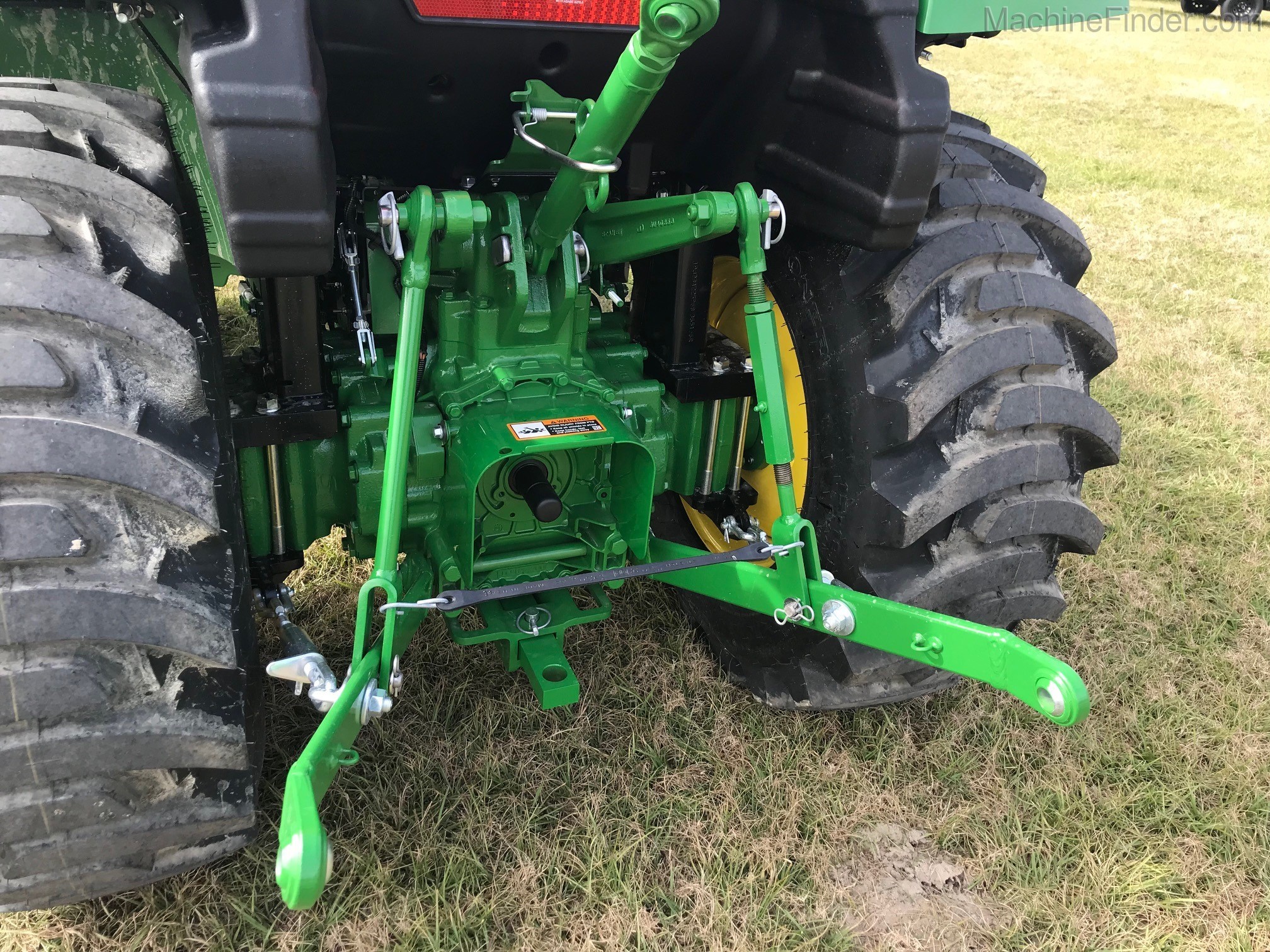 2020 John Deere 3025D Image 3