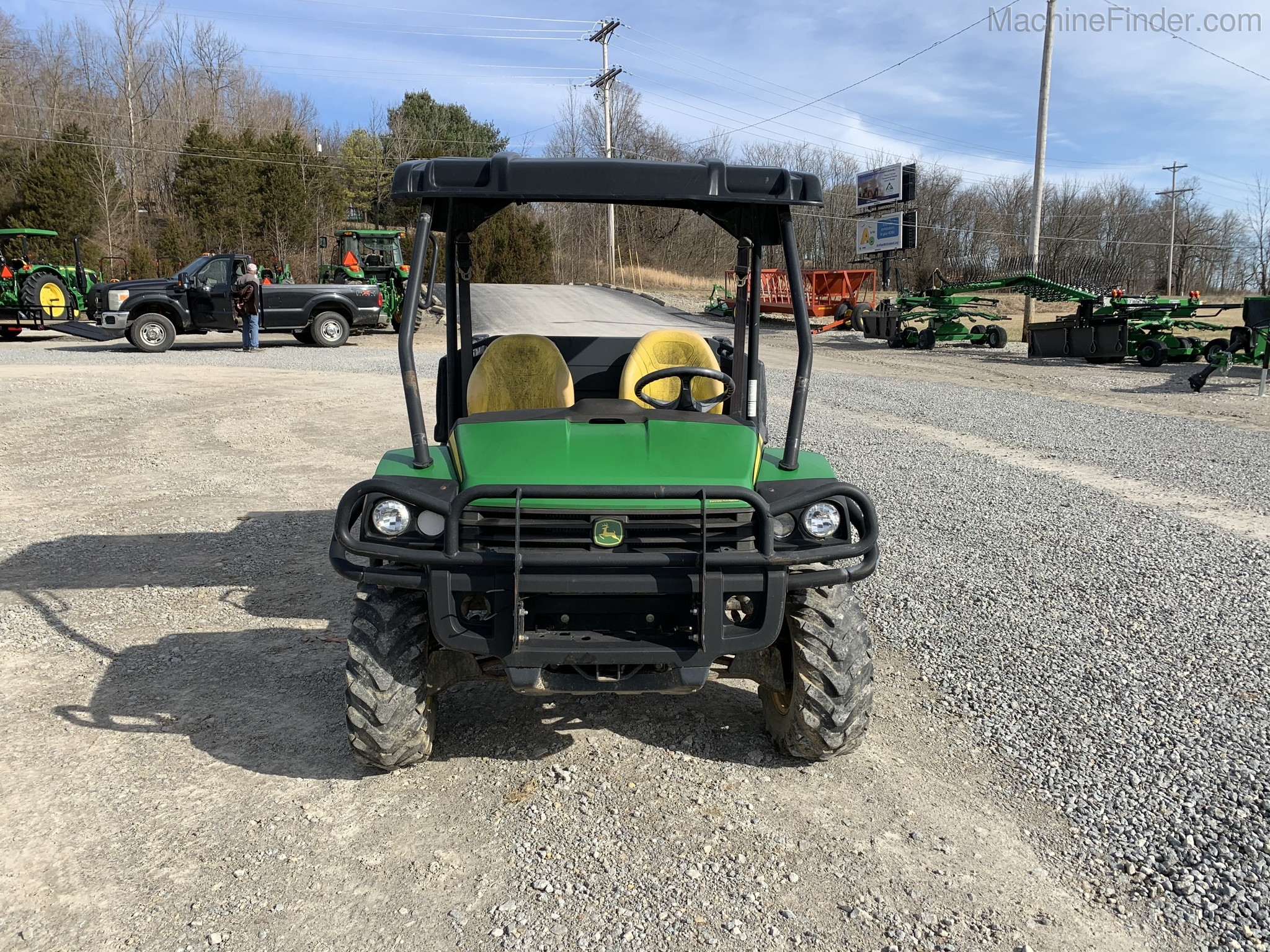 2012 John Deere XUV 625I GREEN Image 2