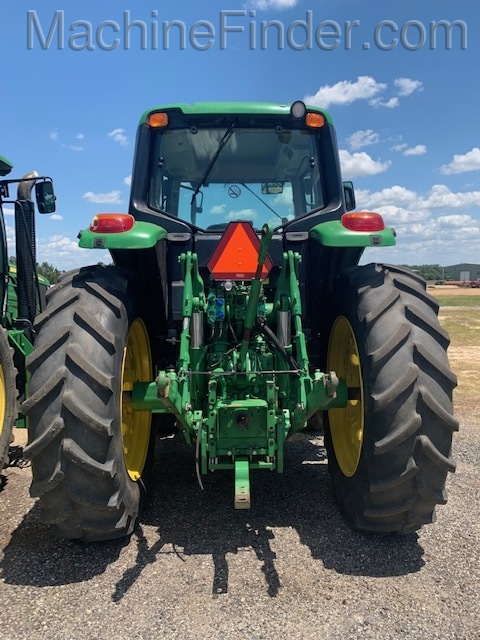 2015 John Deere 6155M Image 3