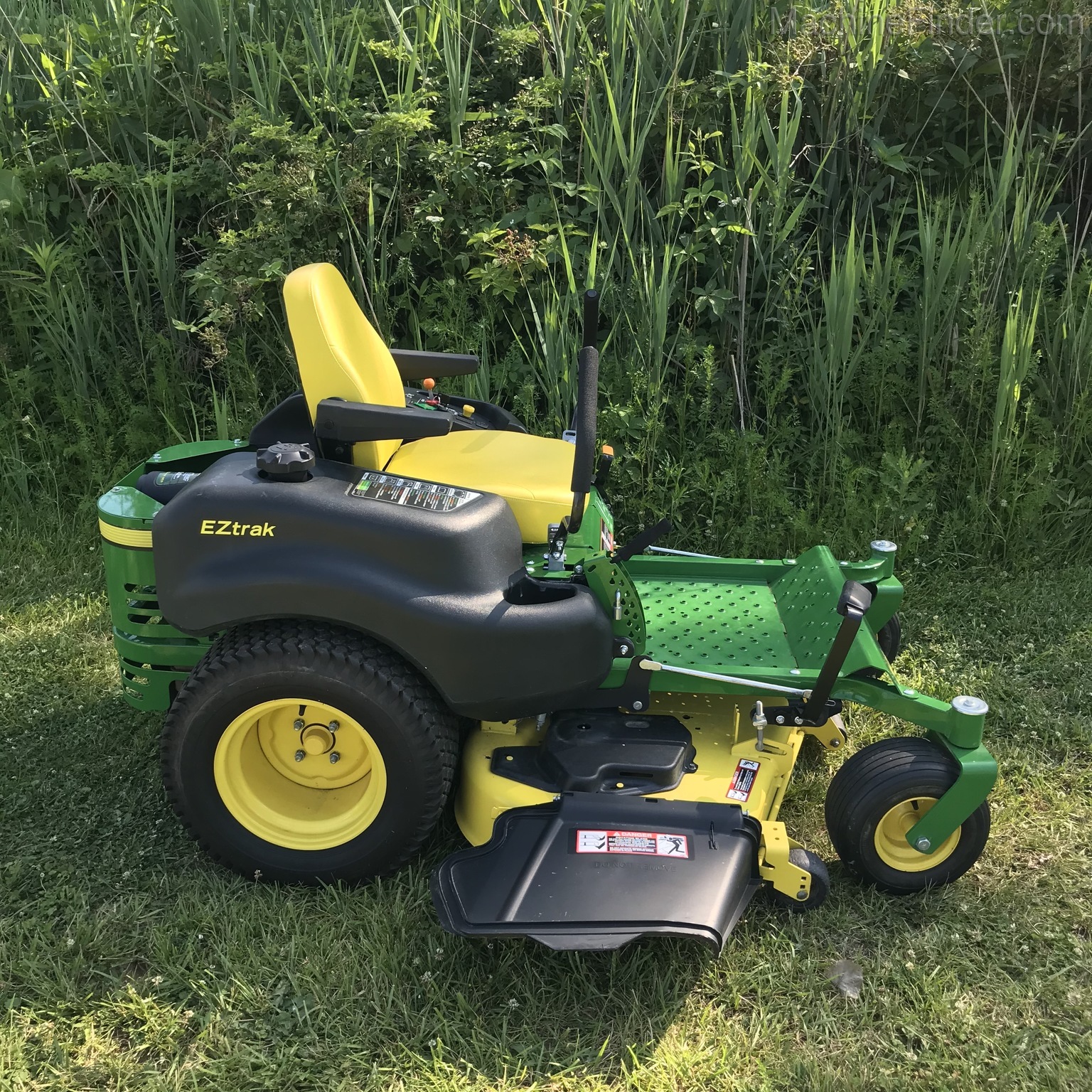 2015 John Deere Z625 Image 3