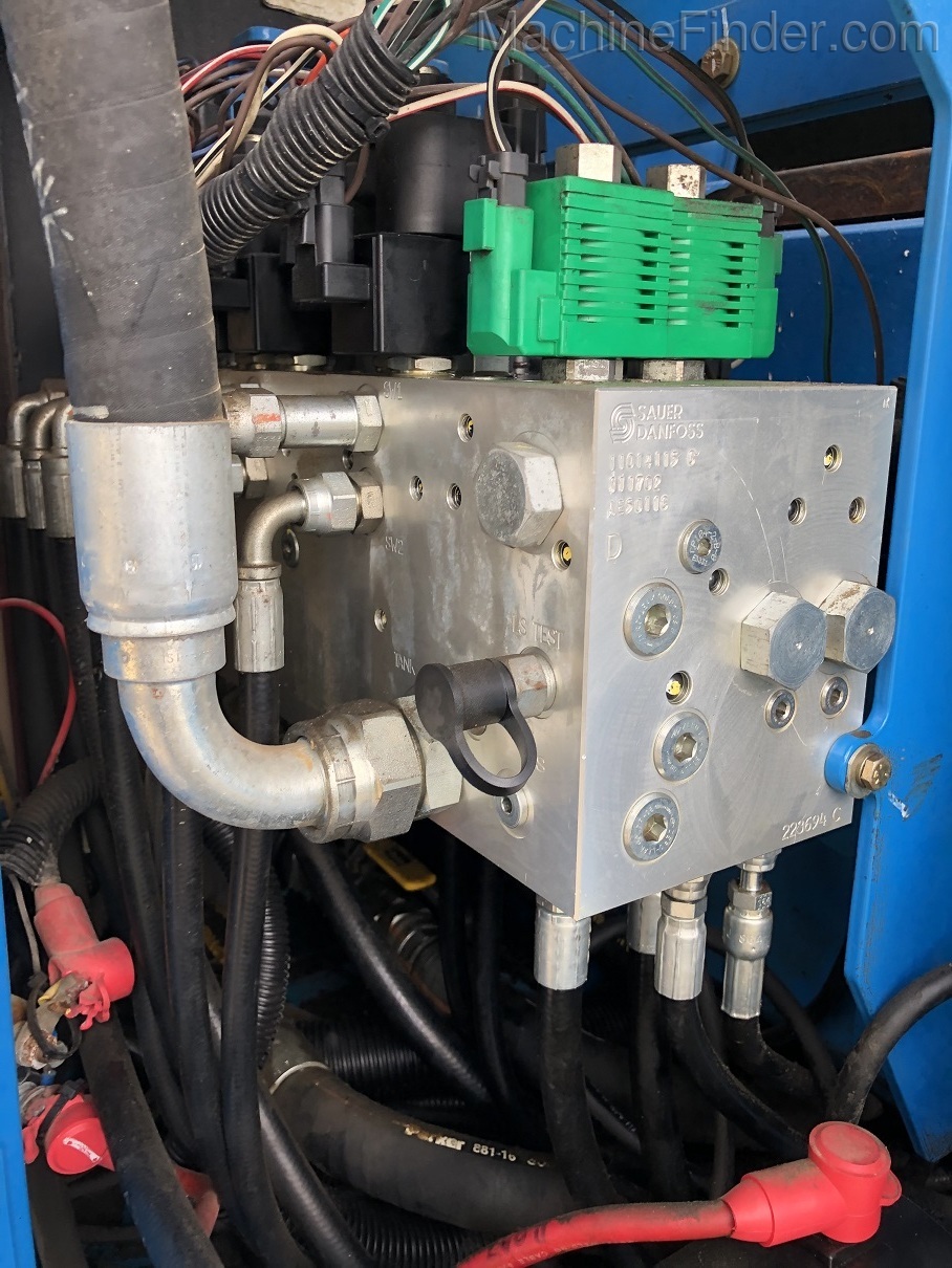 2012 Genie Z60/34 Image 9