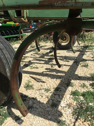 John Deere 1600 Image 5