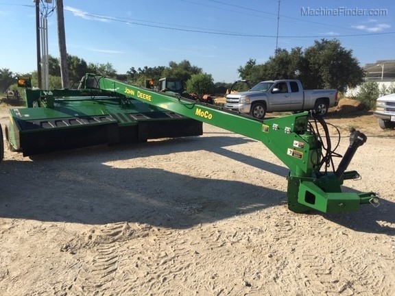 2016 John Deere 956 Image 1