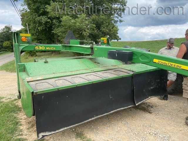 2016 John Deere 630 Image 2