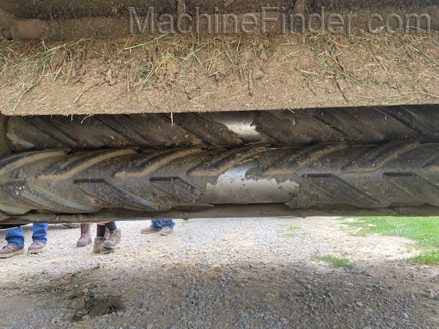 2016 John Deere 630 Image 8