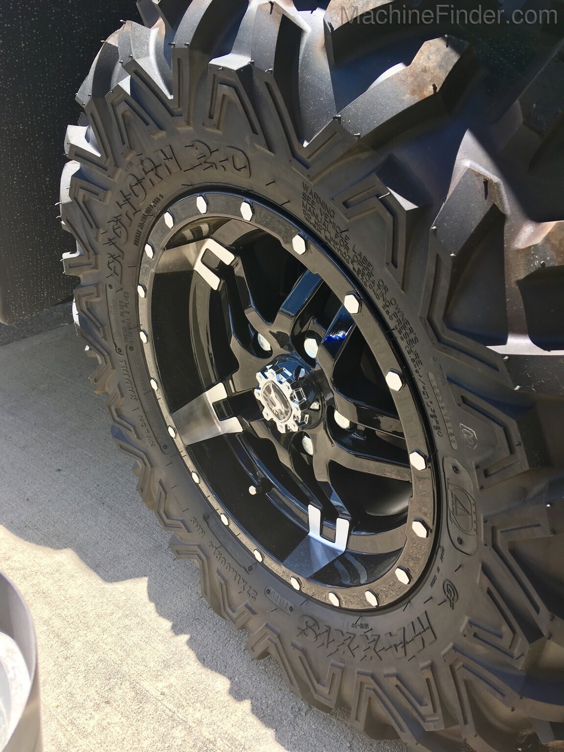 2020 John Deere UXV835M Image 3