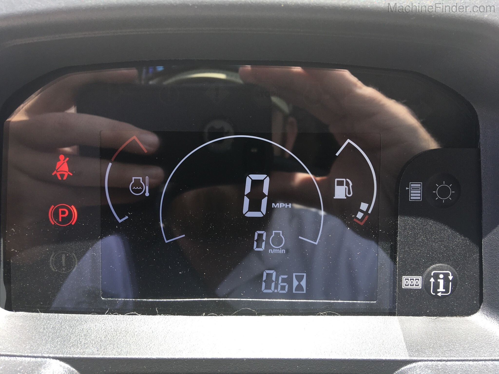 2020 John Deere UXV835M Image 7