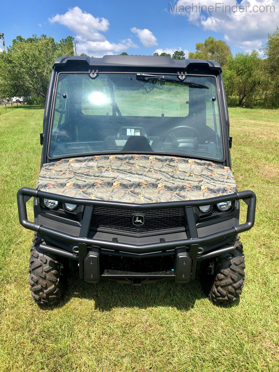 2020 John Deere UXV835M Image 9