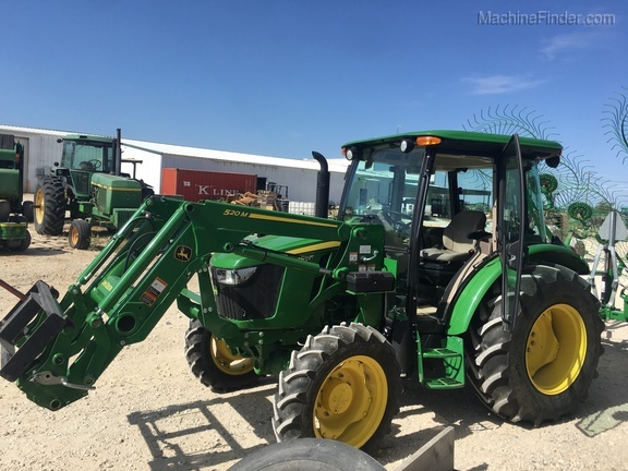 2018 John Deere 5055E Image 2
