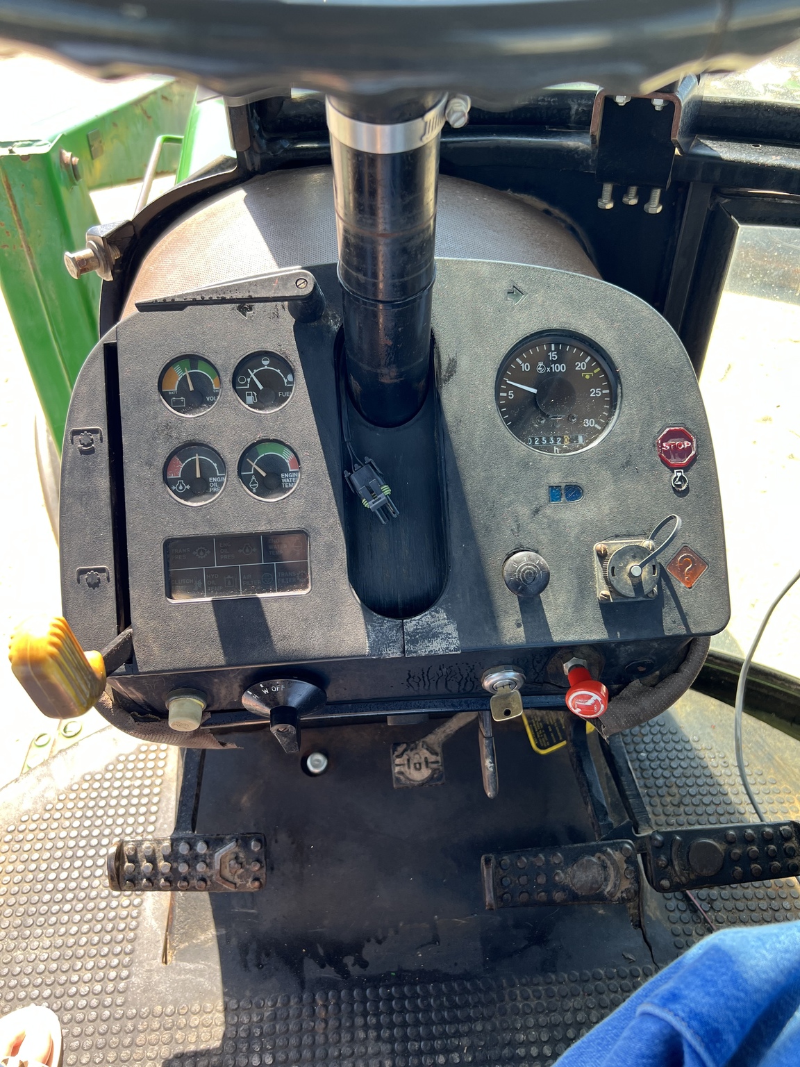 1988 John Deere 4250 Image 6