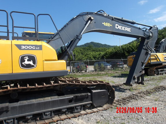 2022 John Deere 300GL