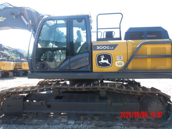 2022 John Deere 300GL