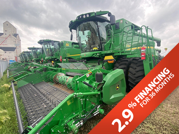 Photo of a 2022 John Deere S790