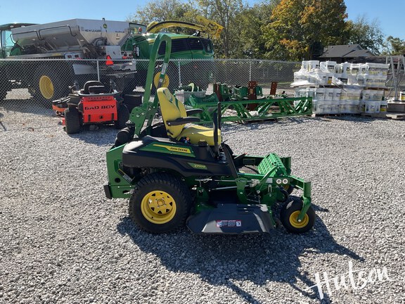 Photo of 2023 John Deere Z950M