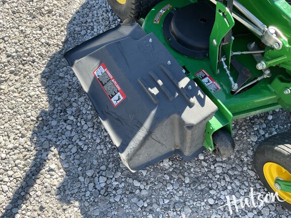 Photo of 2023 John Deere Z950M