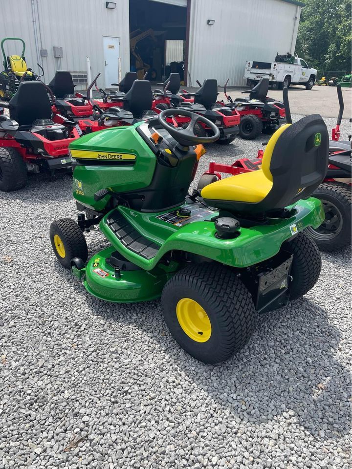2025 John Deere X350 Image 5