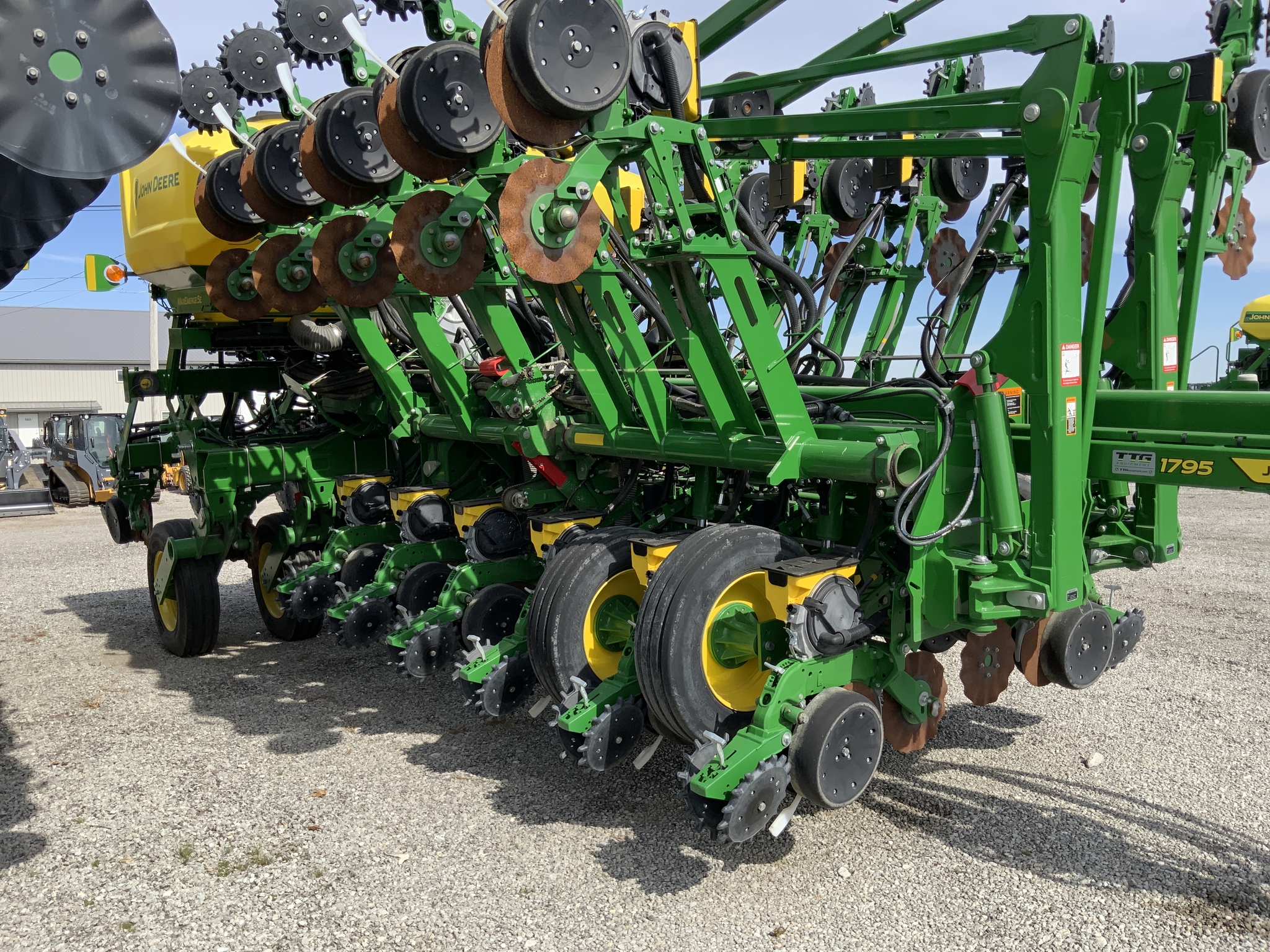 2023 John Deere 1795 Image 10