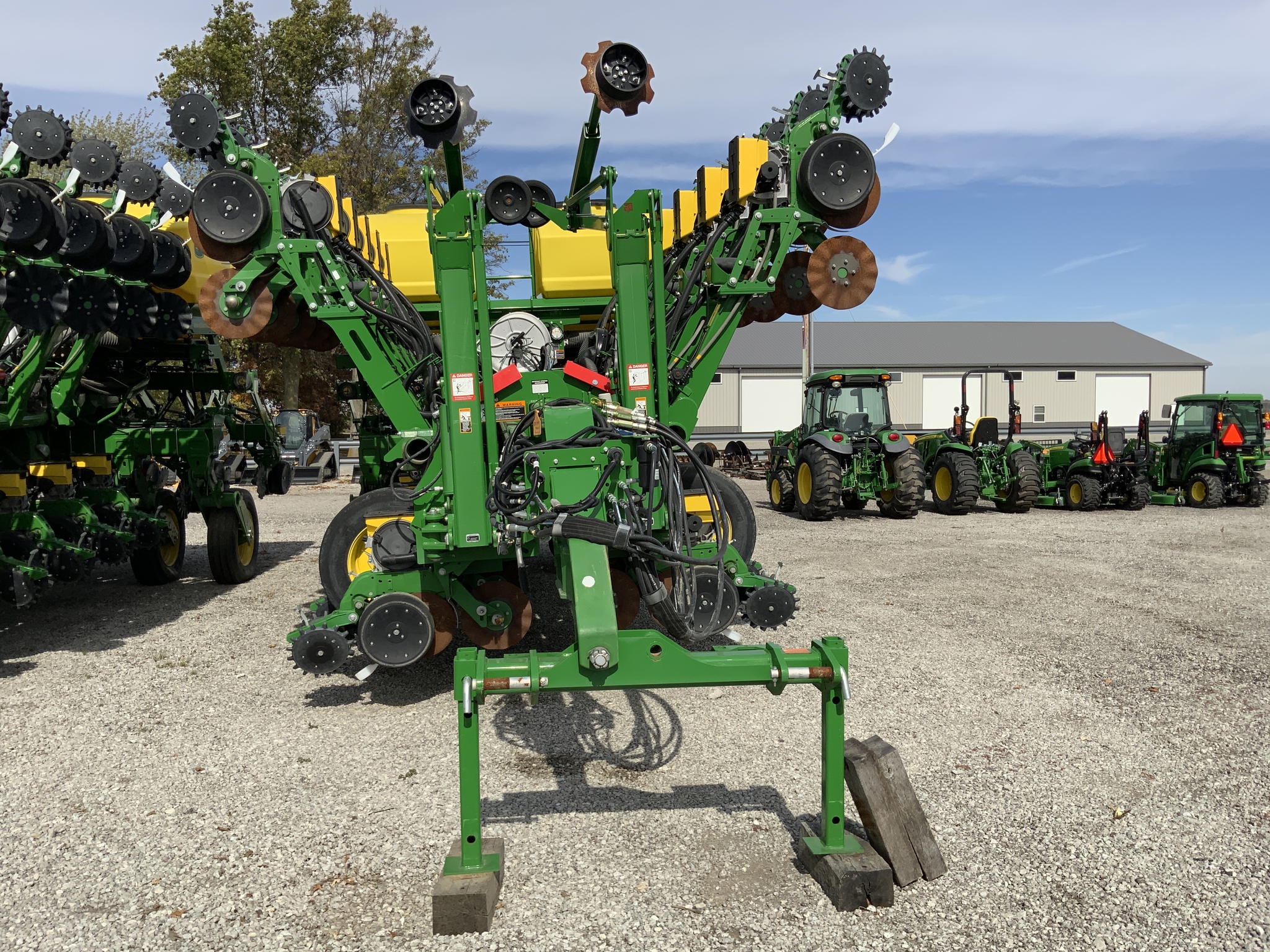 2023 John Deere 1795 Image 11