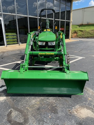 2023 John Deere 4044M Image 3