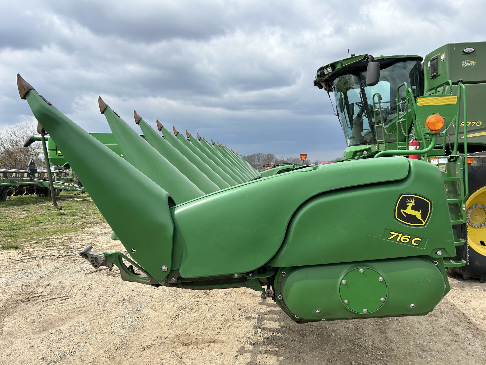  2019 John Deere 716C at Heritage Tractor in Adrian, MO