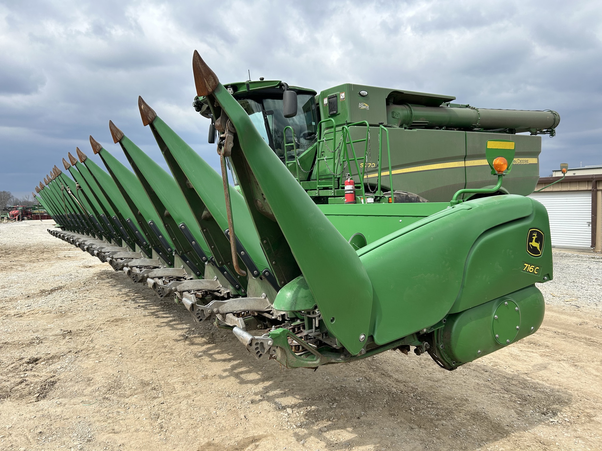  2019 John Deere 716C at Heritage Tractor in Adrian, MO