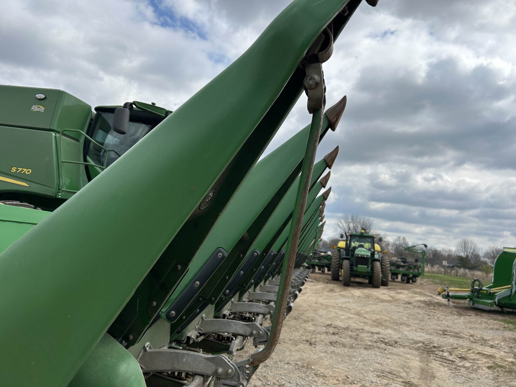  2019 John Deere 716C at Heritage Tractor in Adrian, MO