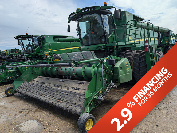 Photo of a 2012 John Deere S690