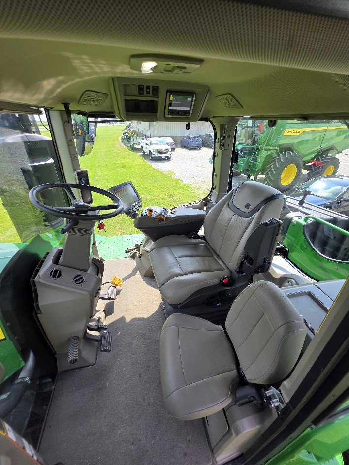 2023 John Deere 9R 390 Image 9