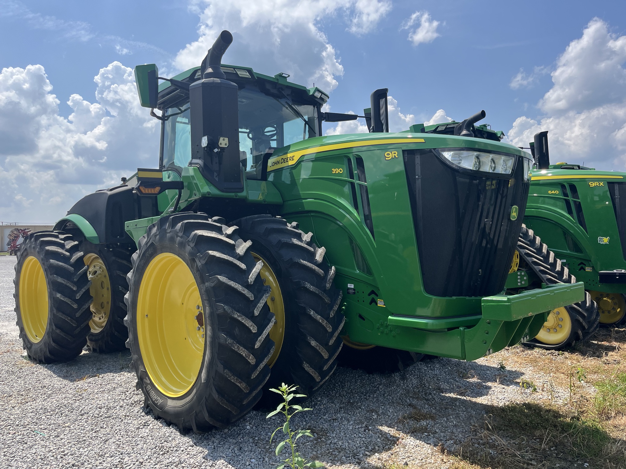 2023 John Deere 9R 390 Image 1